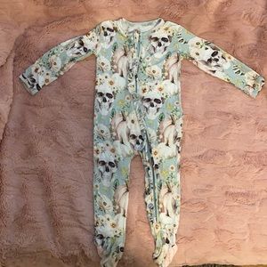 Posh Peanut Rosie Sage ruffled footie